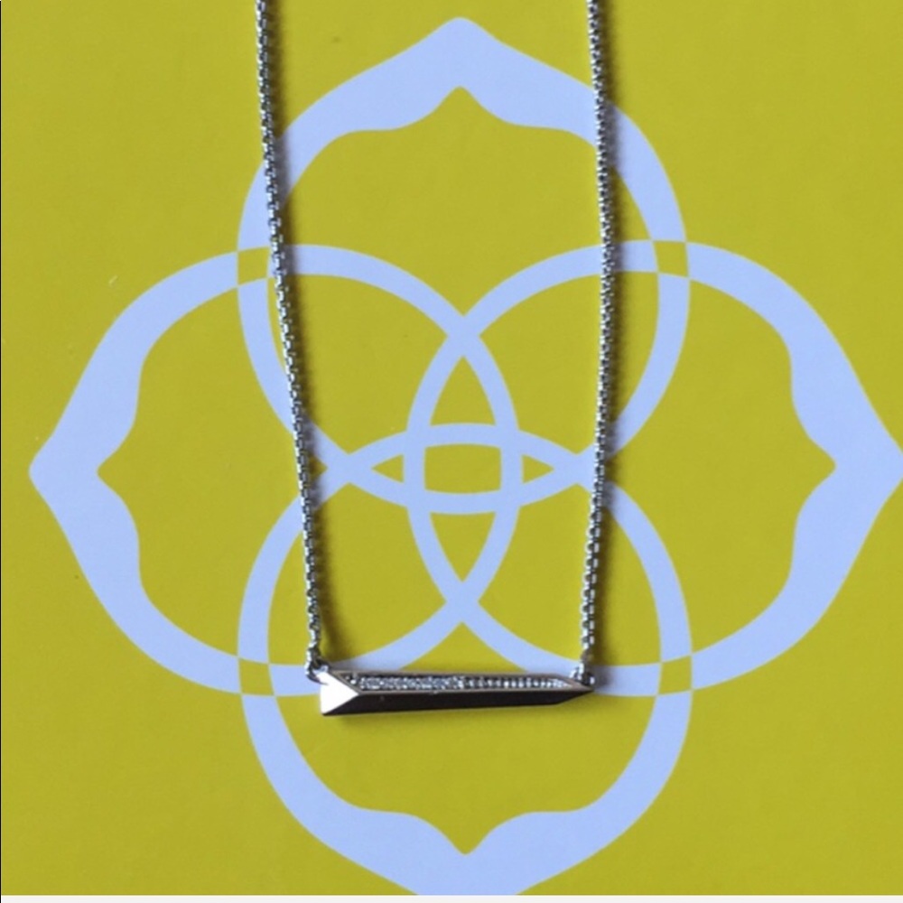 Kendra Scott Elliot Necklace